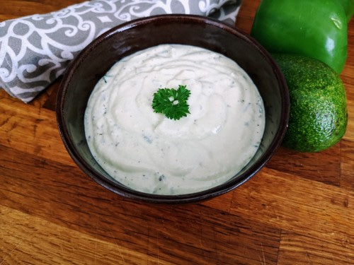 Serowa pasta z awokado