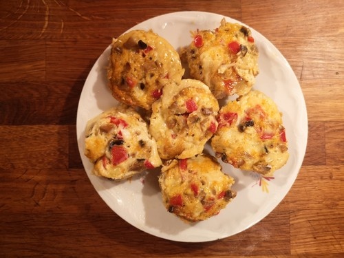 Muffiny jajeczne z serem